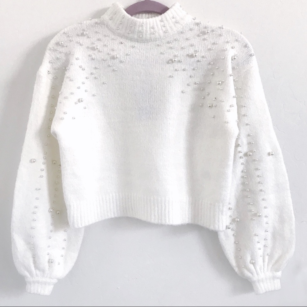 White Embellished Pearl Turtleneck Knit Sweater - Picture 5 of 8